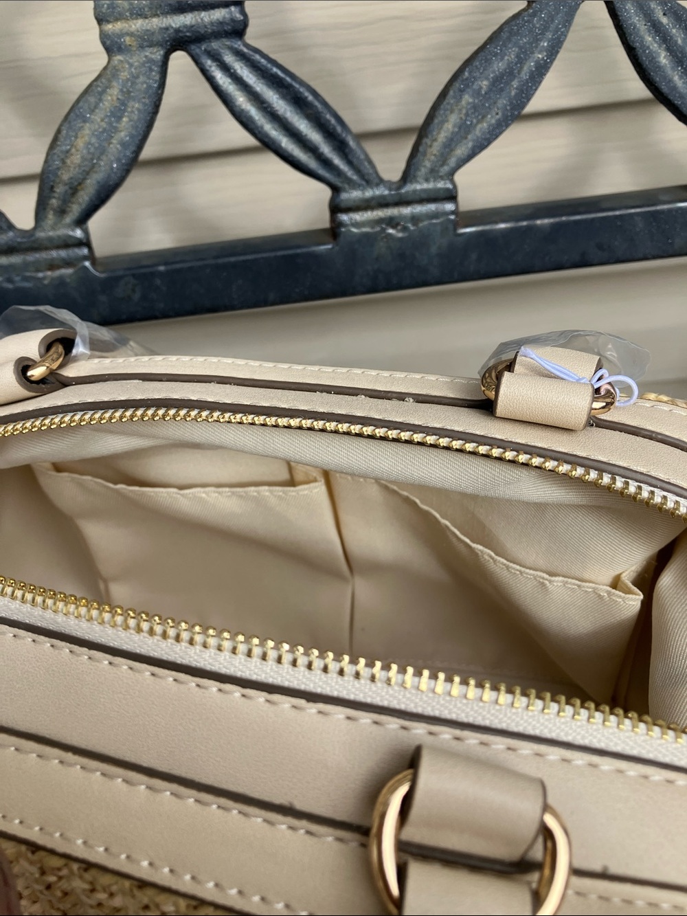 Tommy Bahama Cream-Trim Straw Satchel with Flamingo Embroidery - Picture 4 of 6